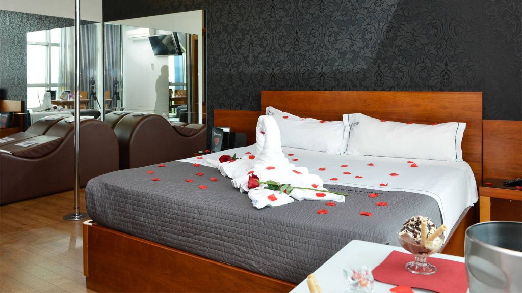 suite-varao-02-altodevalongo-sofa-varao